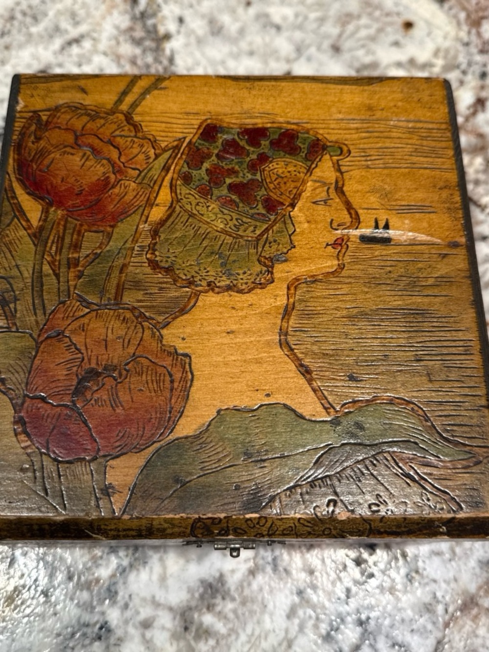 Antique Hanckerchief Box